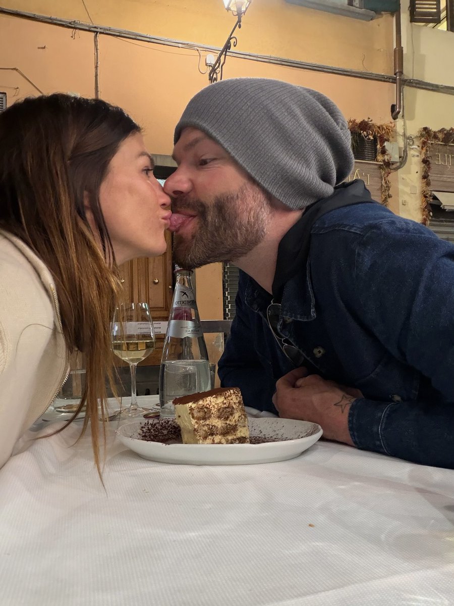 GenPadalecki's tweet photo. Dumping Florence on y’all. Even though I’m already home. #italianwithdrawls https://t.co/6mSPDbQ7W4