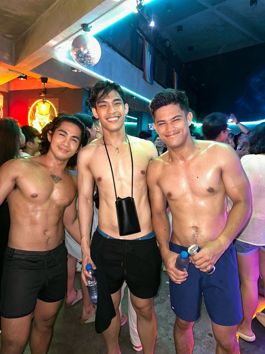 robinicko's tweet photo. #Elyu https://t.co/lMiVSfSESN