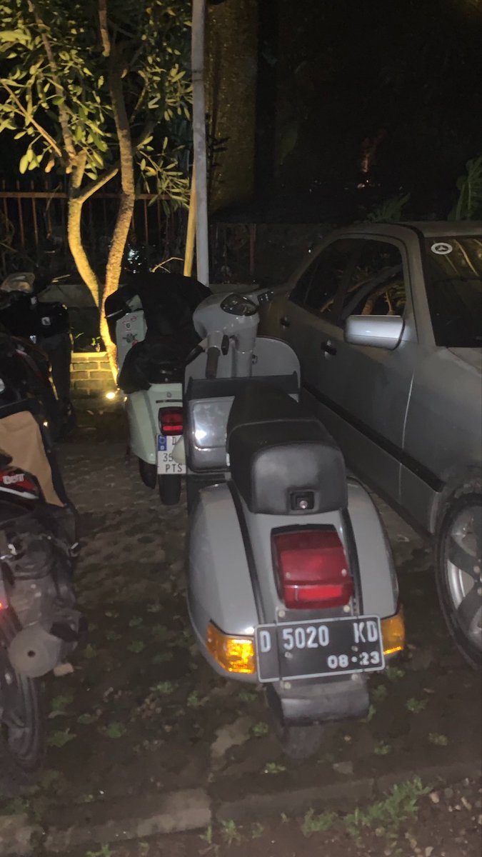 dechanm's tweet photo. a longgggh way home, makasih udah di ospek malam ini sama si px🙇‍♂️ https://t.co/wj8ERxQacg