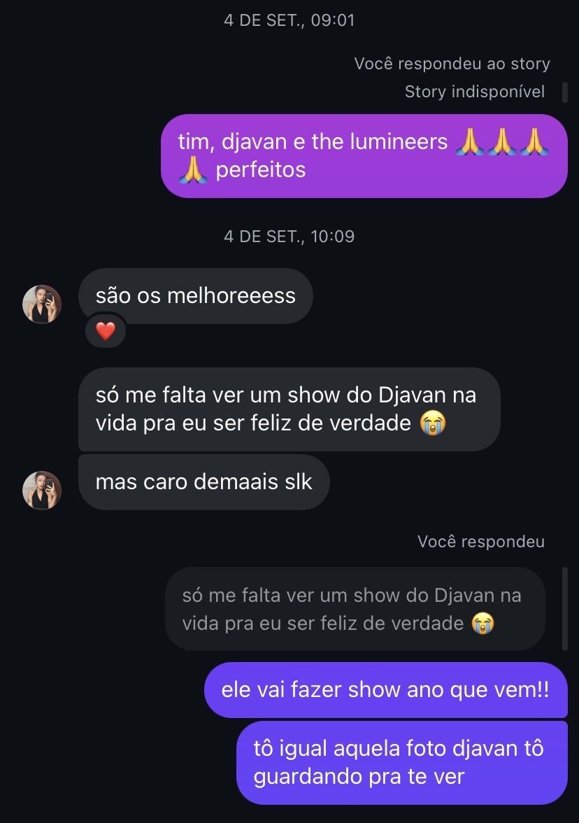 giuliacvo's tweet photo. 8 meses atrás tava tentando puxar assunto com uma mulher linda que eu queria muito beijar e sábado realizei o sonho de ver meu cantor favorito ao lado da minha namorada, o que é muito legal https://t.co/BTPErAlMWF