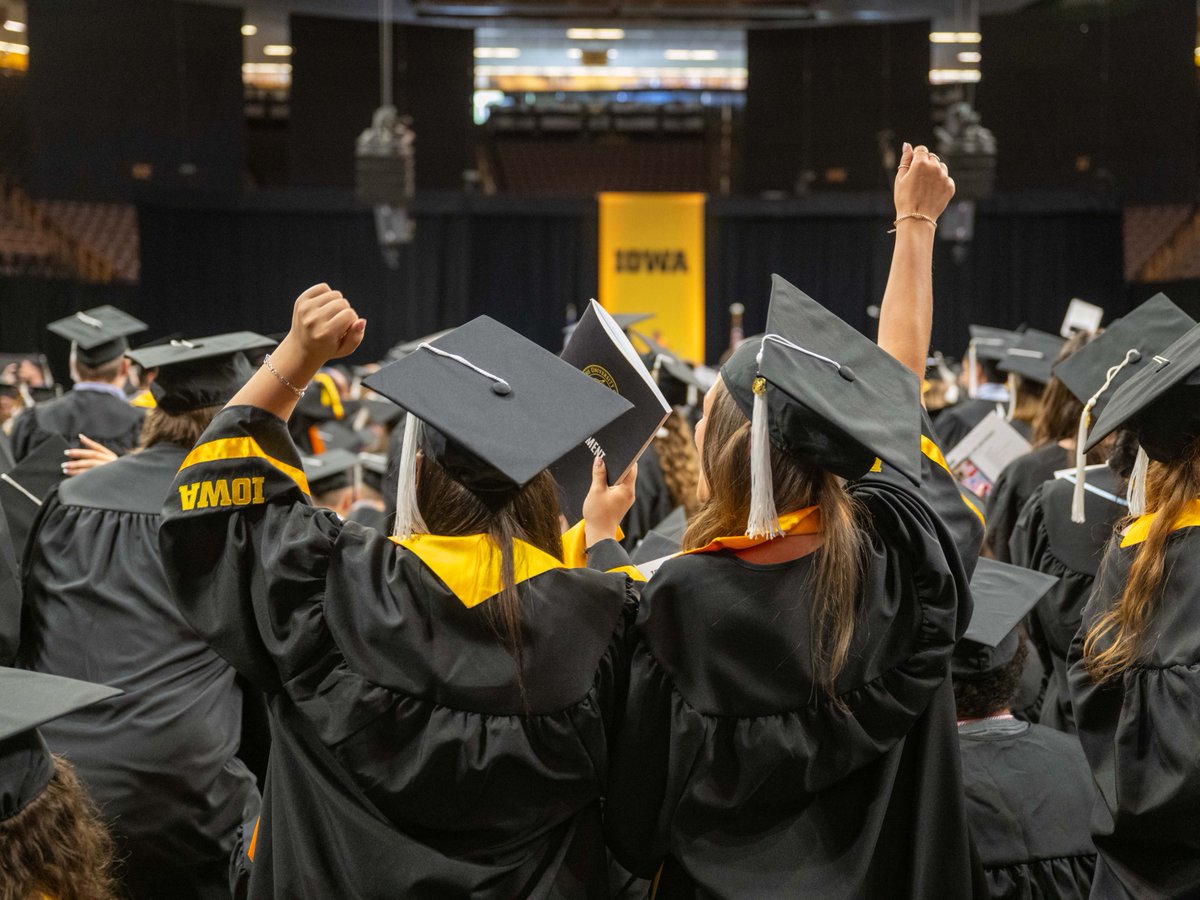 College of Liberal Arts and Sciences at Iowa tweet media