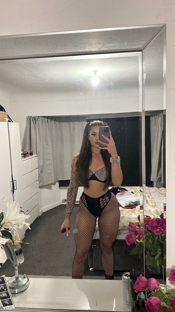 Queen Azziza tweet media