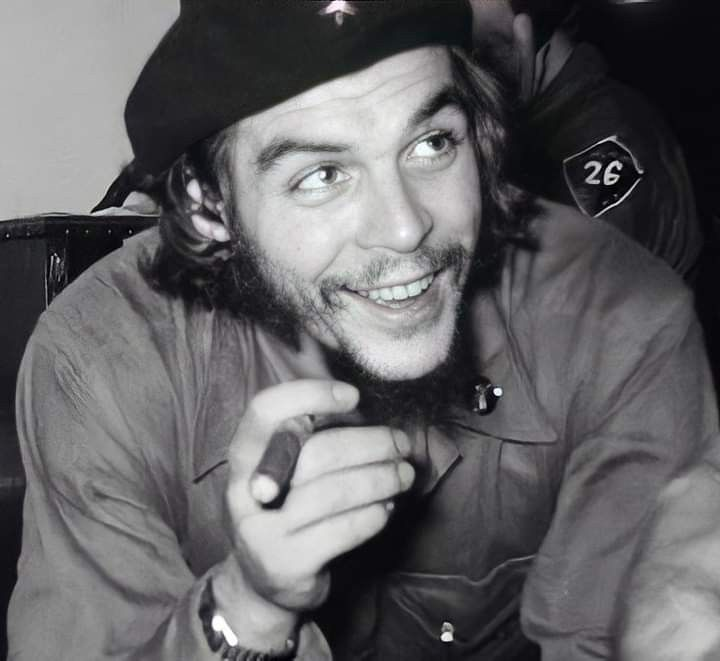 I can't deny it anymore Che Guevara was so fucking fine