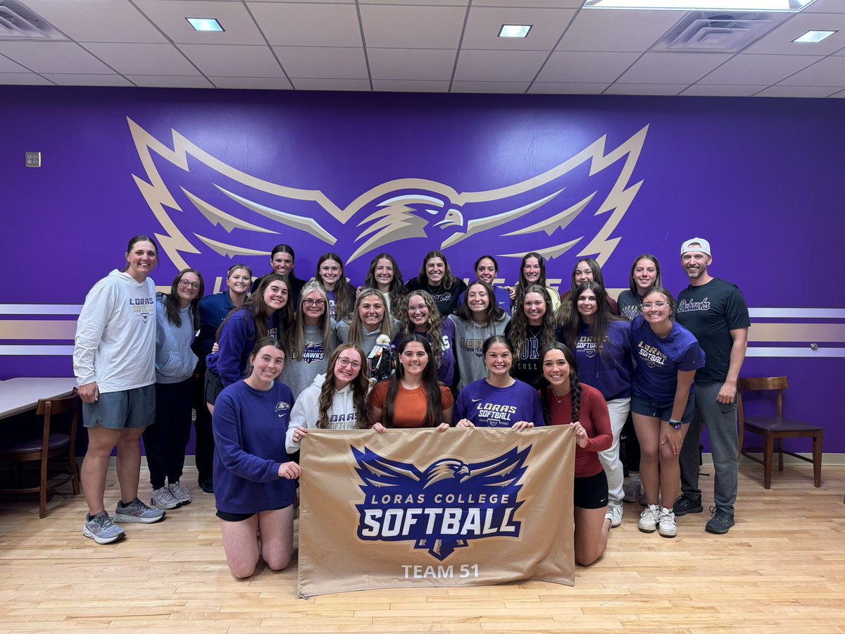 Loras College SB tweet media