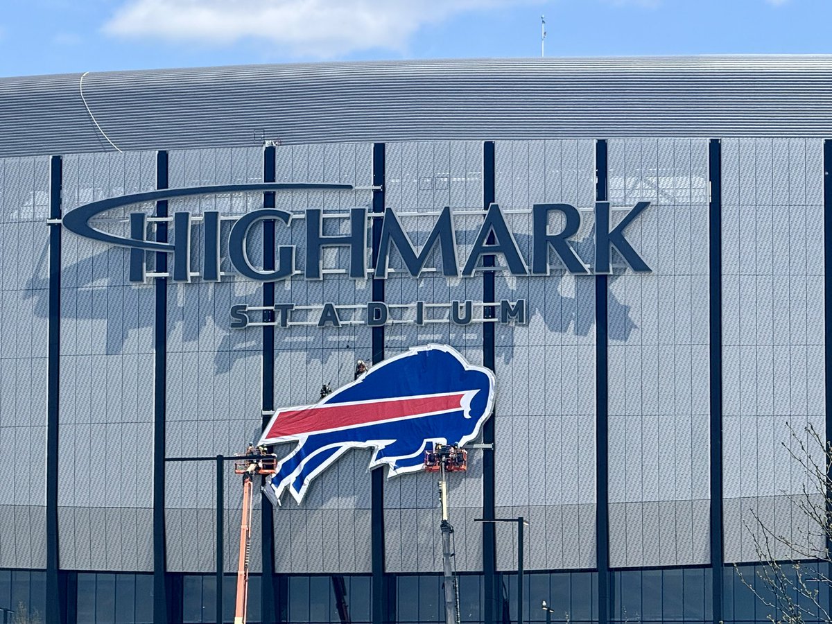The Bills logo fully up as workers continue getting it properly into place!