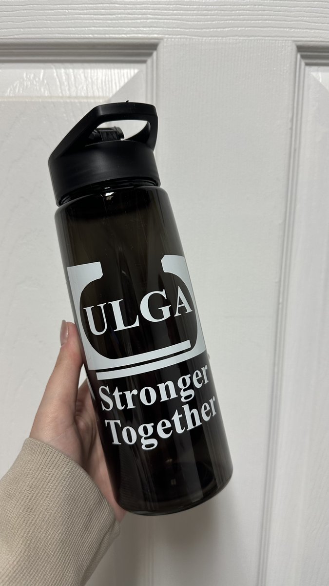 FullyPromotedLA's tweet photo. Minimalism meets impact. Crisp white on deep black—timeless design, endless possibilities. Proud to have partnered with ULGA on this project. 🔥🧢

#ULGA #Lethbridge #areyoufullypromoted #CustomHats #CustomDrinkware https://t.co/q8jcj8Abmo