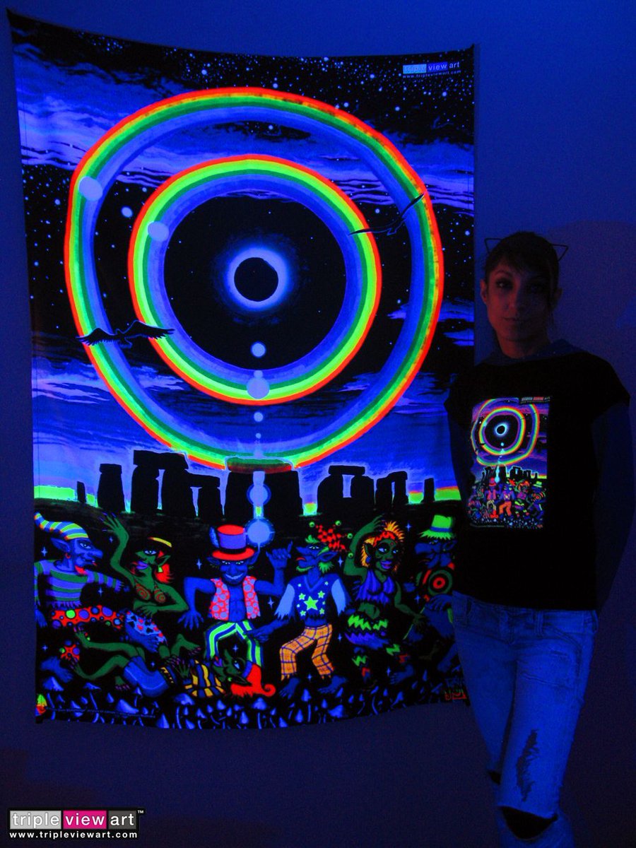 TripleviewArt's tweet photo. 🎨 "Eclipse Over Stonehenge" #Psychedelic UV #BlackLight Fluorescent #Glow Trippy #Visionary Art #Backdrop Banner #Tapestry Wallhanging #Deco! 😍🤩 
➡️ Buy it from our Ebay store: https://t.co/HBVUrBPuA5 ⬅️
➡️ Buy it from our Etsy shop: https://t.co/Luzd8jcJd6 ⬅️ https://t.co/MgoZoKKqiX