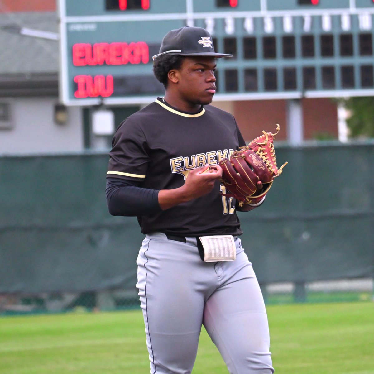 BlueSoxWI's tweet photo. Welcome utility, @solowolo12! Solomon was a 4 year varsity starter for @RedKnightsports &amp; @burris_baseball. He now attends @ECRedDevilsBase &amp; played travel ball for @MidwestHalos &amp; Heavy Hitters. Welcome to the #SoxFam, Solomon! 

#Baseball #SoxBall #LakesBall #LetsPlayBall https://t.co/MGmlp0JpO3