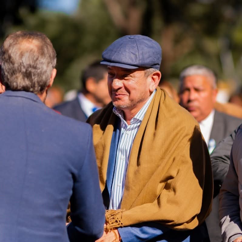JUANCALEDESMA26's tweet photo. Con emoción, Catamarca conmemoró el 200° aniversario del natalicio del Beato Mamerto Esquiú, cuya figura sigue inspirando con su humildad, compromiso y amor por el pueblo. Que su legado continúe guiándonos con unidad, solidaridad y esperanza. 🙏🏻🇦🇷
#Esquiu https://t.co/KBCyfcQcno