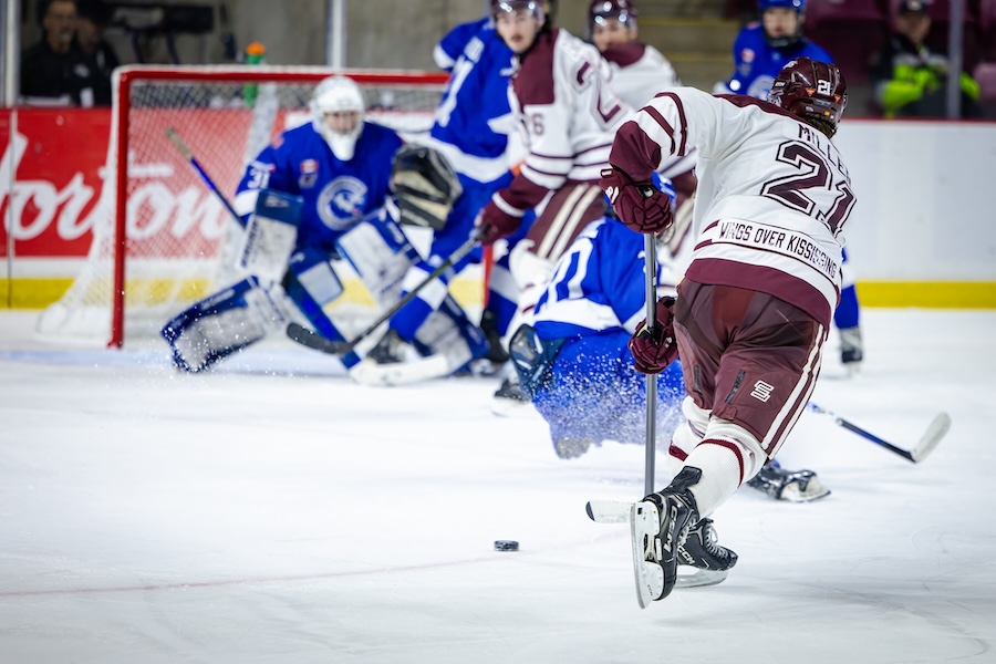 theSJHL's tweet photo. 🪧#SJHLRECAP | Rhett Ewen led the way with two goals and Reid Arberry wired home the eventual winner with less than a second remaining in the second period as the Flin Flon Bombers scored their first victory at the 2026 Centennial Cup with a 6-4 win vs. the Sudbury Cubs of the NOJHL Monday.

Details - https://t.co/aN9QponFKk

Photo credit to Mike Bernard/Hockey Canada Images.

Highlights, presented by HN Live, to come later.
