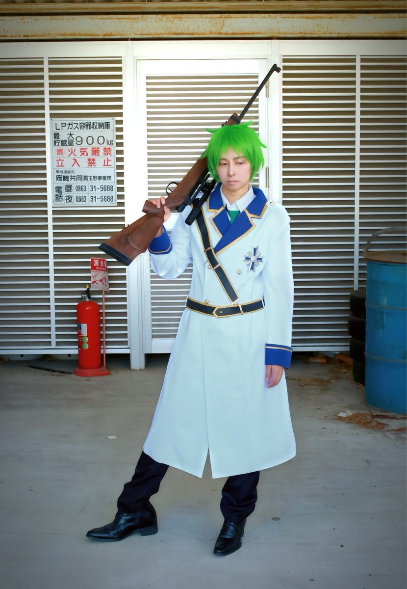 yuu3tmbmk's tweet photo. #はれコス 
#コスプレ 

吸血.鬼.すぐ.死ぬ

吸血.鬼.対策課   サギ.ョ.ウ

狙撃手。 https://t.co/2BeDNZZaEP