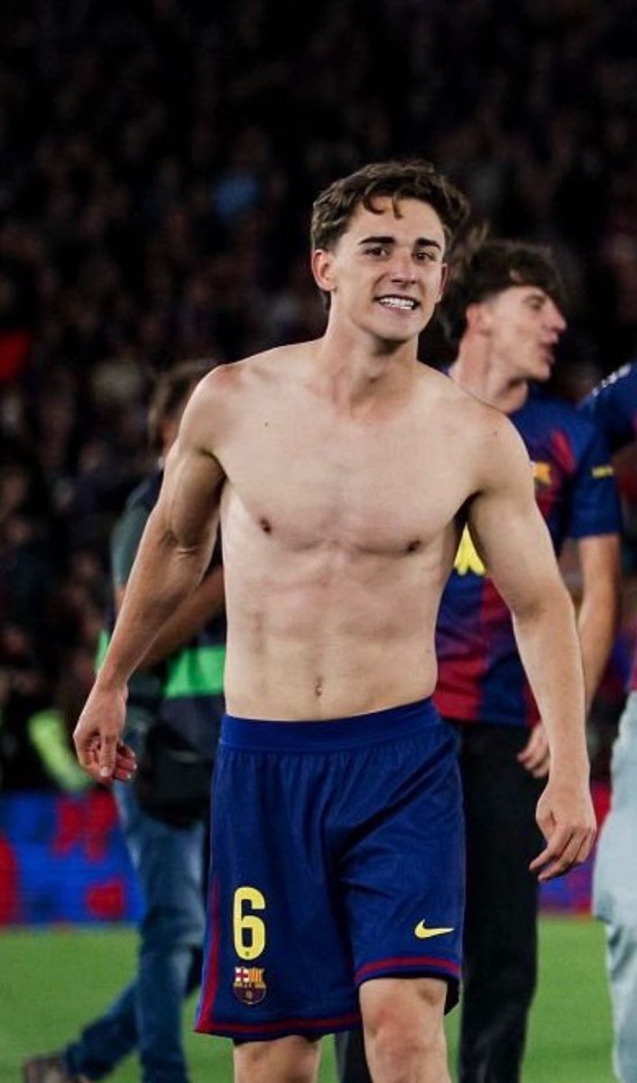 futgostoso's tweet photo. pablo gavi hot twink 🔥 🔥 https://t.co/u5w1W1nACp