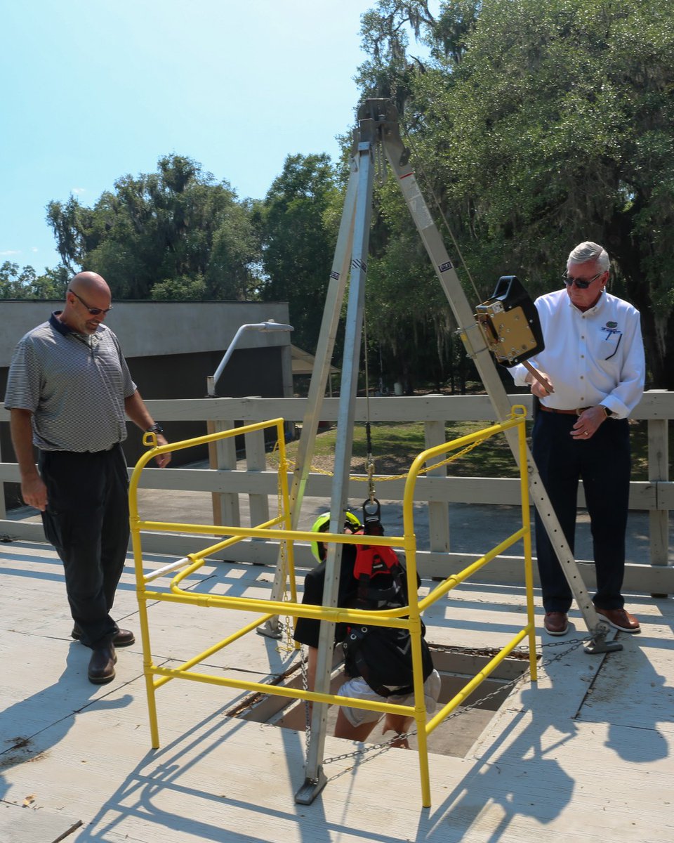 TreeoCenter's tweet photo. Snapshots from last week's Confined Space course! A great day of hands-on learning focused on safety, teamwork and real-world application.

#TrainedByTREEO https://t.co/8kdgNQf9rI