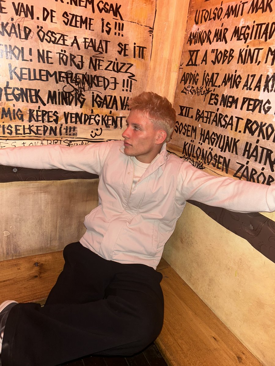 Elias tweet media