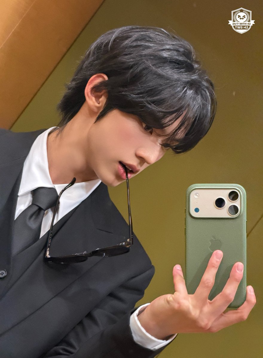 ˚₊‧🍓🐰 𝘀𝗵𝗶𝗻𝗻𝗶𝗯𝘂𝗻𝗻𝗶𝗯𝘂𝗻 ໒꒱ ‧₊˚ tweet media