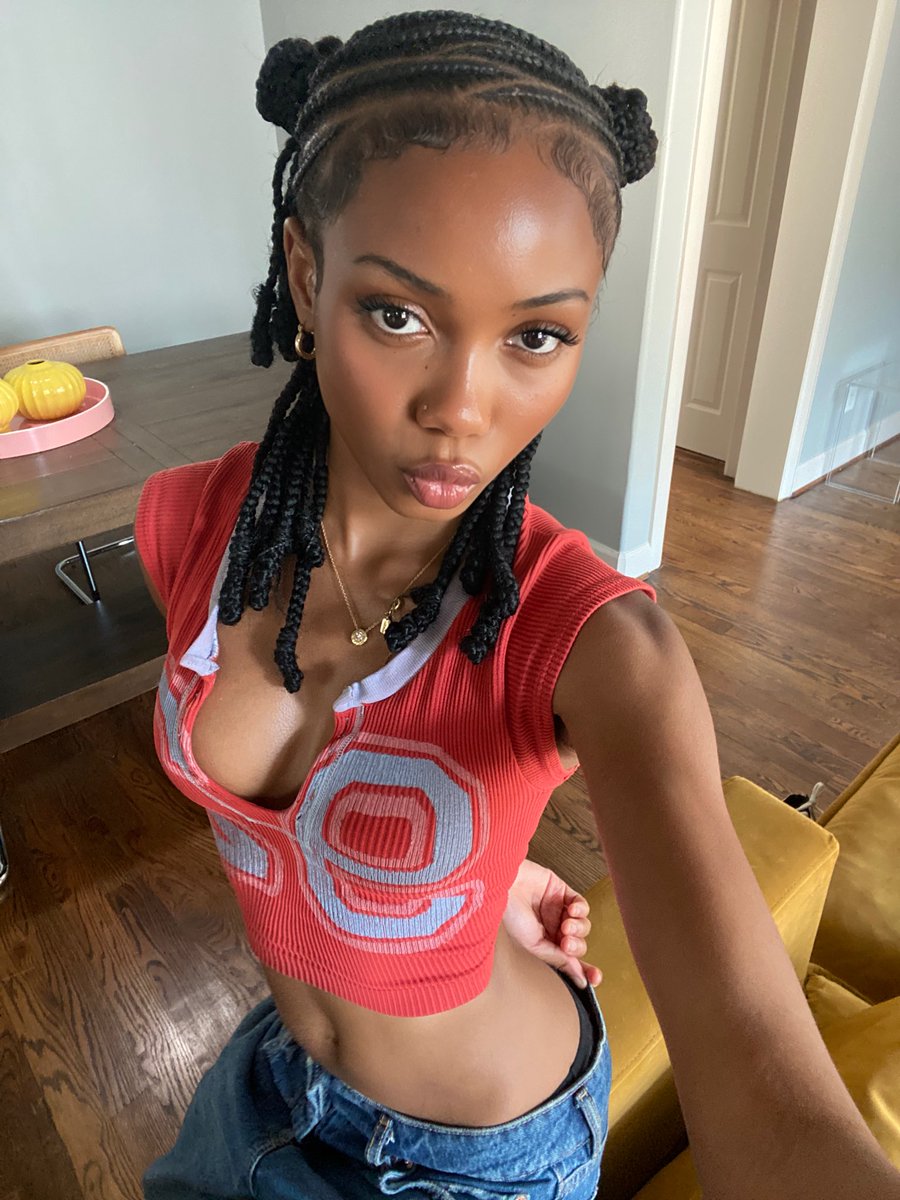 riri 🐞 tweet media