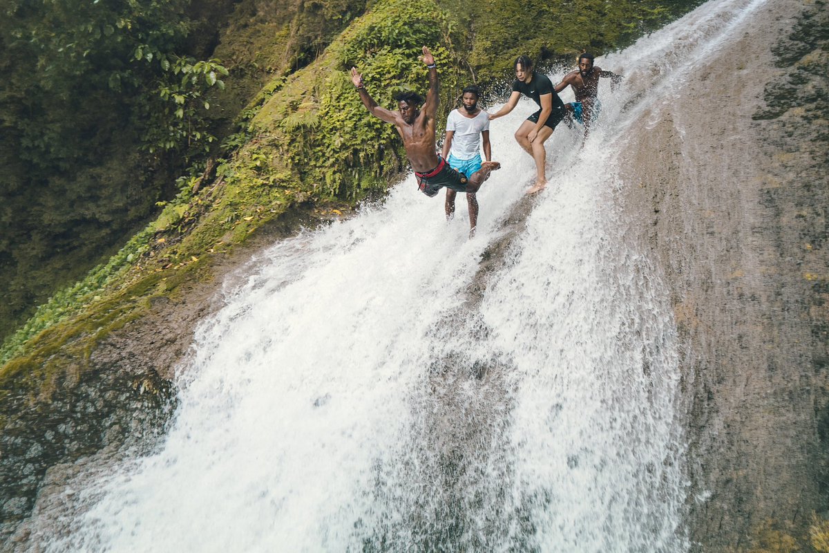 KeonPredi's tweet photo. IShowSpeed diving skills in Jamaica  

Photos by me 

@ishowspeedsui @IShowSpeedHQ https://t.co/UbubBvmIyg