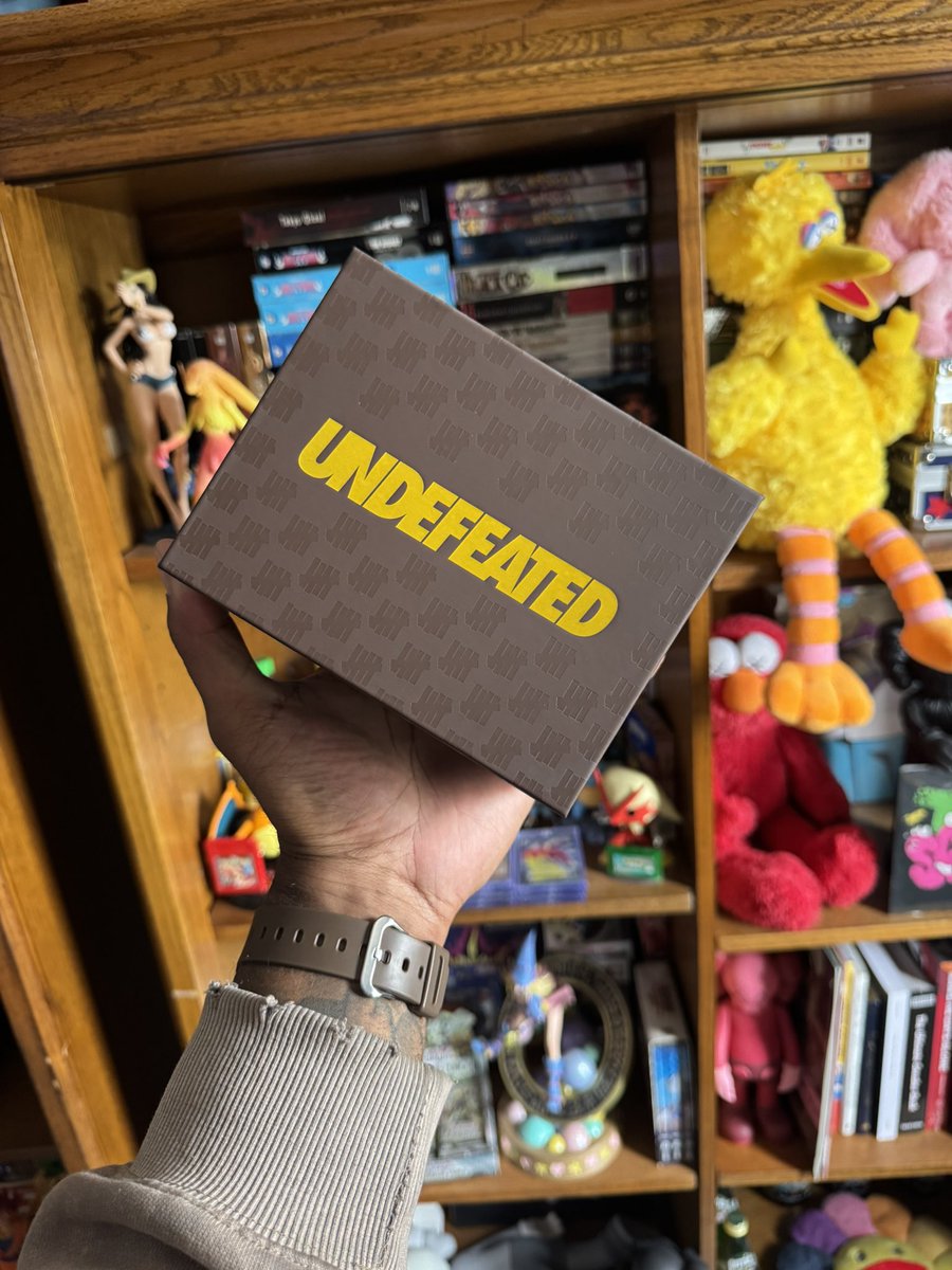 BigZuri_'s tweet photo. New Watch Alert 🦇 https://t.co/sJpbrfoKmL