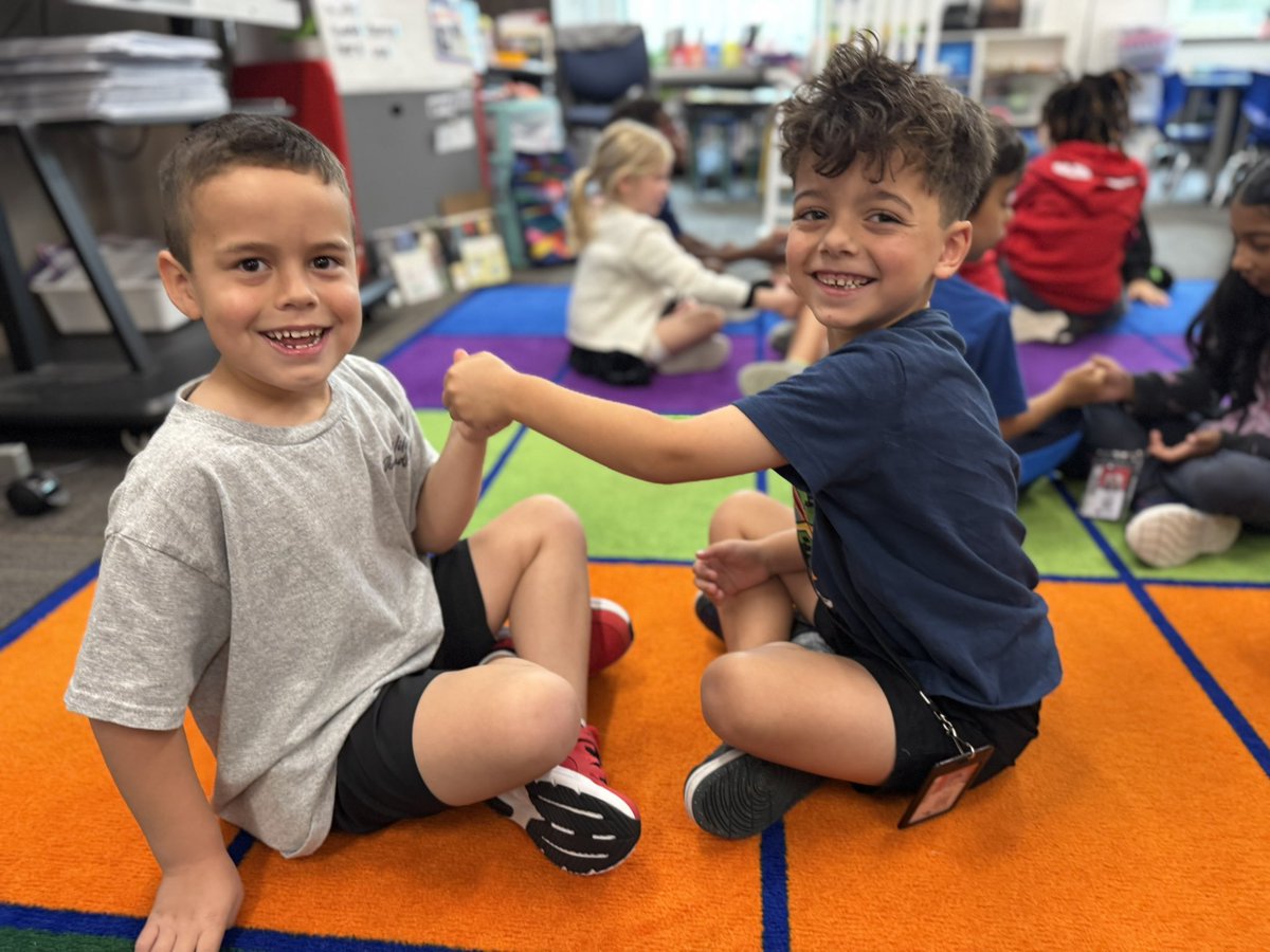 MsJedlowski's tweet photo. Our character focus this month is creativity! In kindergarten we talked about ways to make our own fun instead of being bored, including playing games. Then we learned how to play thumb war! #NCEstrong https://t.co/lSyBt2n0cm