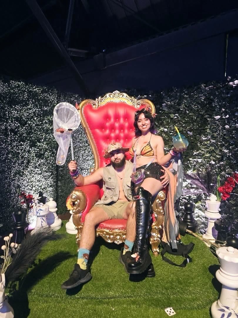 Celestial452's tweet photo. Late #beyondwonderland day 1 post. I would be a horrible influencer with how often I forget I have this damn app 💀

#ravefit #festivalseason #plur https://t.co/A6iZkDTqgP