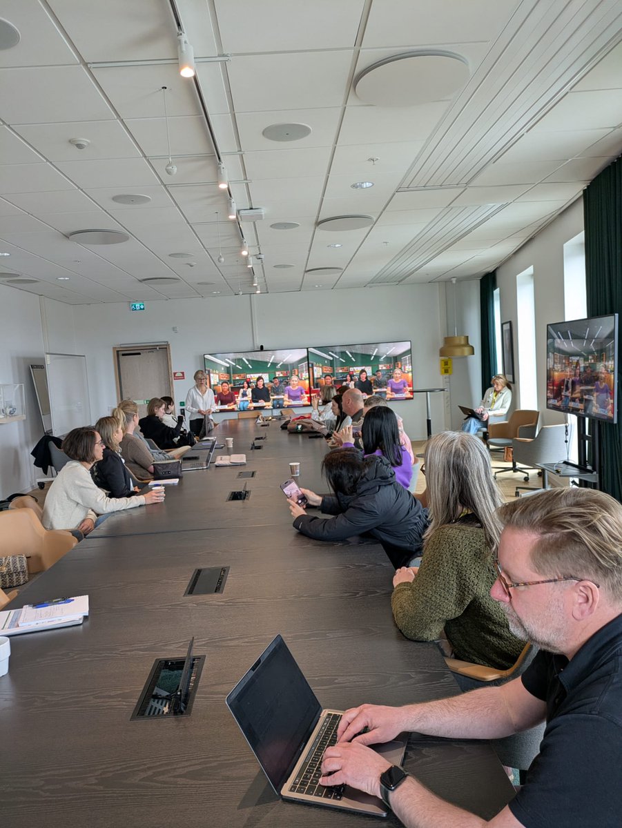 BagskolEU's tweet photo. A staff training week took place in Kalmar, Sweden, 14-16 April 2026. Two fascinating talks were delivered by Begoña Vigo, Daniel Garcia and Frederik Kowalik. The case study methodology and teaching strategies for culturally complex classrooms were presented. https://t.co/FdYQXHuLEC