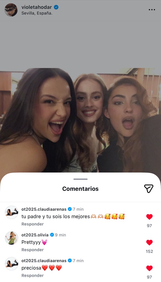 aitanamiau's tweet photo. ya son mejores amigas exacto https://t.co/MQskuE1mon