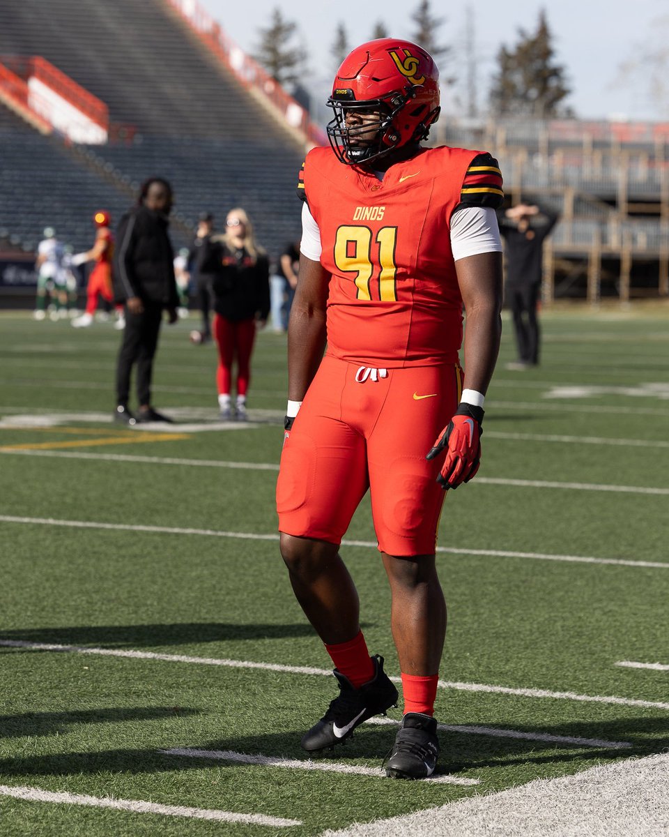 247SportsPortal's tweet photo. Canadian DT Sylvester Ibelo (@IbeloSylvester) is available as a NCAA transfer, per his rep @KuhnTristen.

The 6-foot-5, 295-pound DL logged 28 tackles, 5 TFL, 2.5 sacks, 4 PBU and an INT over his last 14 games. 

https://t.co/Uk06dchN7v https://t.co/3sMVFa0QoU
