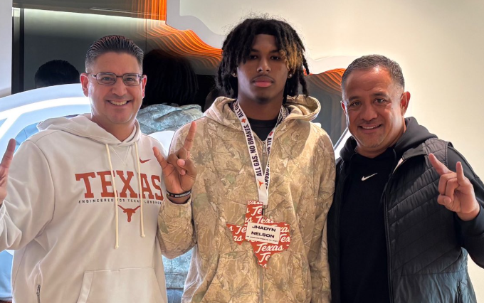 OnTexasFootball tweet media