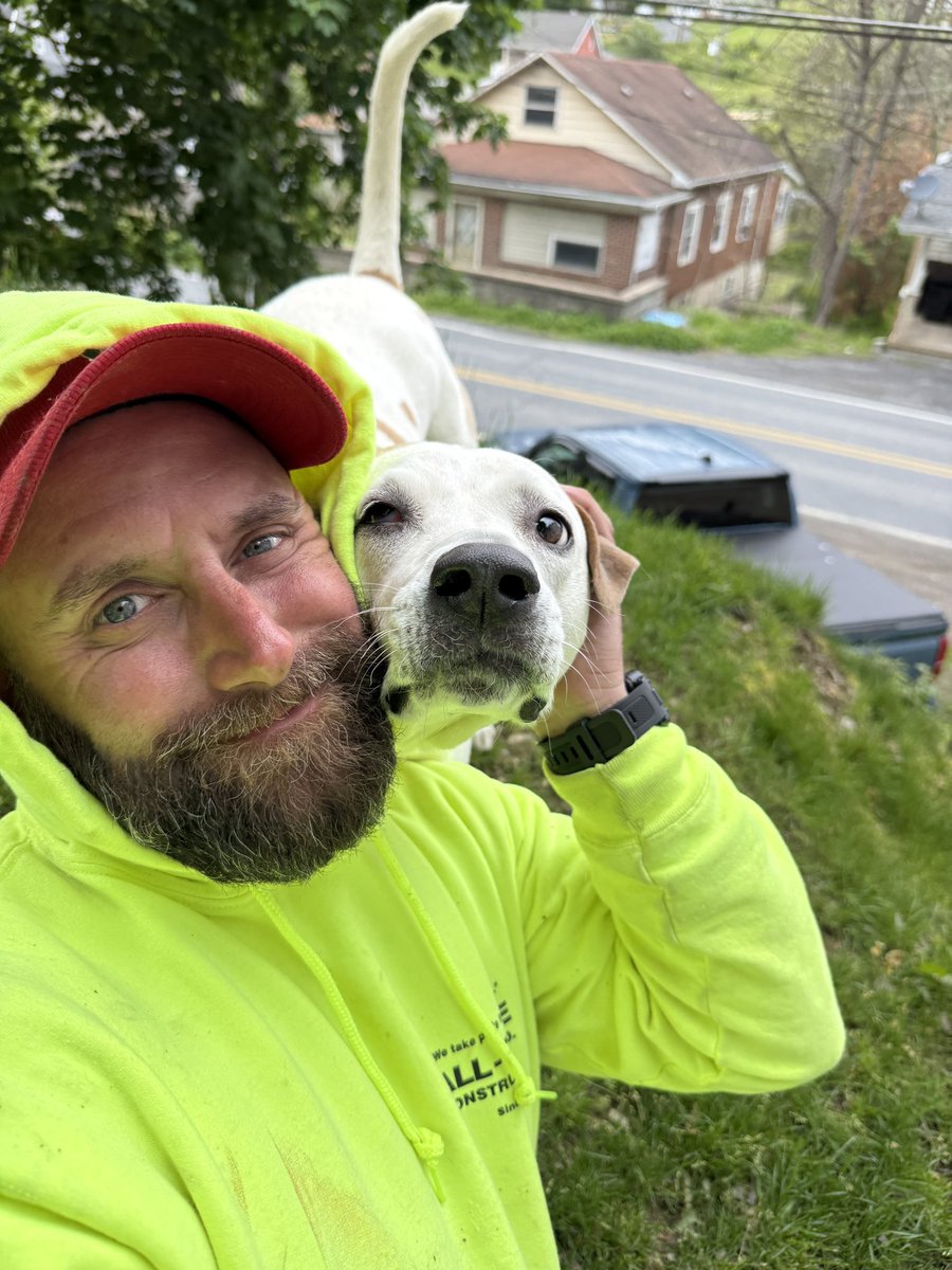 Jarett & Lilly tweet media