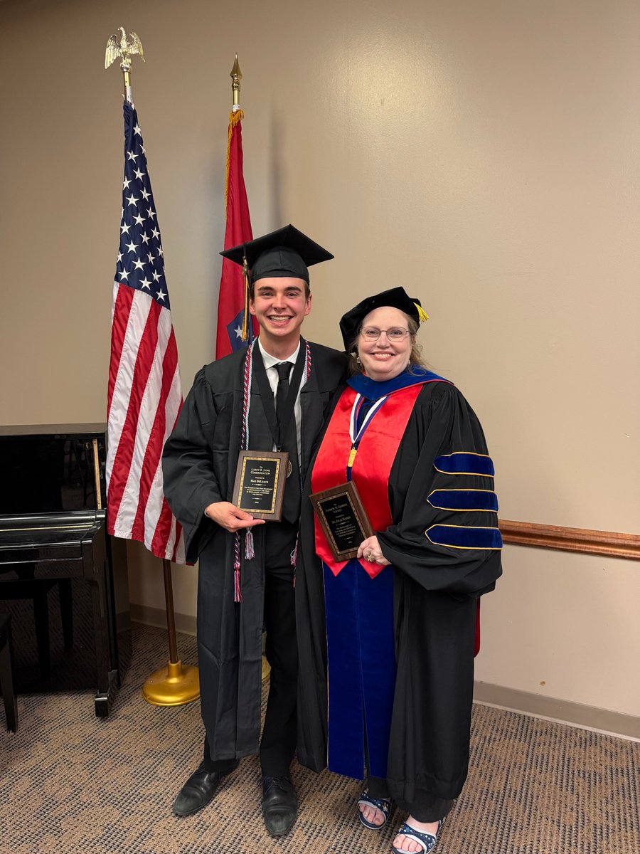 HardingHistPoli's tweet photo. Congratulations to History major, Max DeLoach, for winning the Larry R. Long Commendation from the Honors College. Congratulations also to History Professor, Dr. Julie Harris, who received the Patrick H. Garner Award from the Honors College. We are very proud of both of them! https://t.co/g3NwcSxx2J