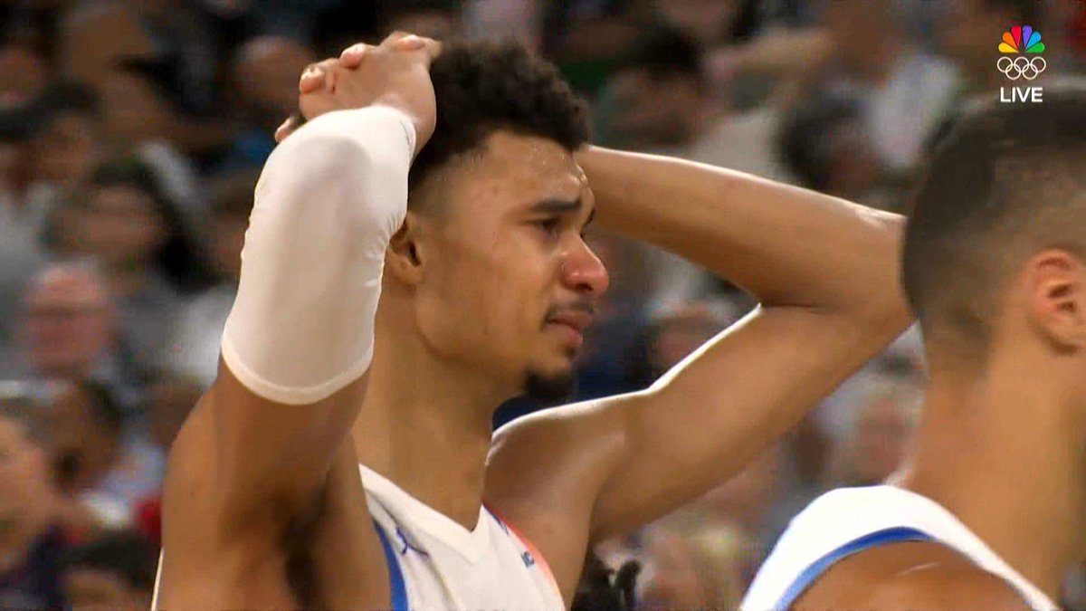 TateTakes's tweet photo. Spurs fans now that they can’t claim ethical basketball anymore 😭 https://t.co/Rv8ettbuhk