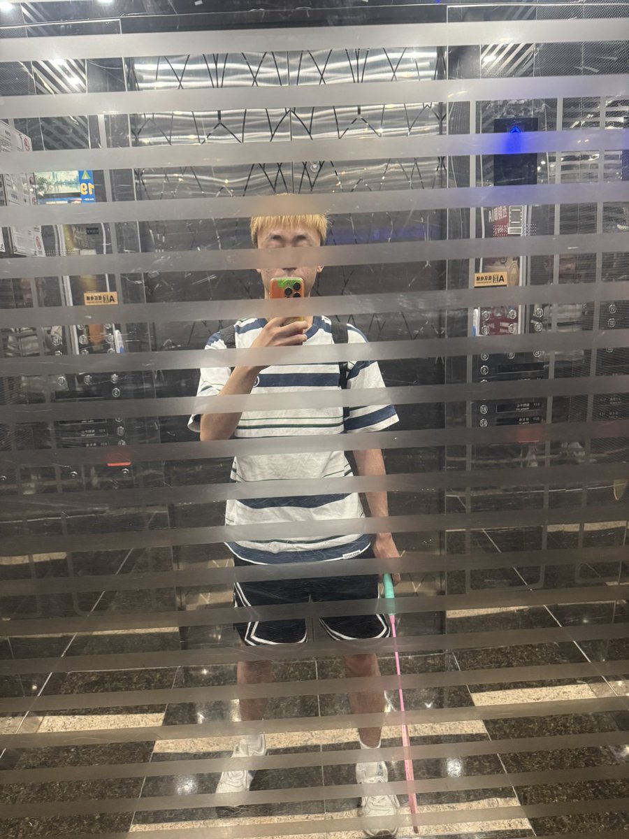日渐圆润且肥胖 tweet media
