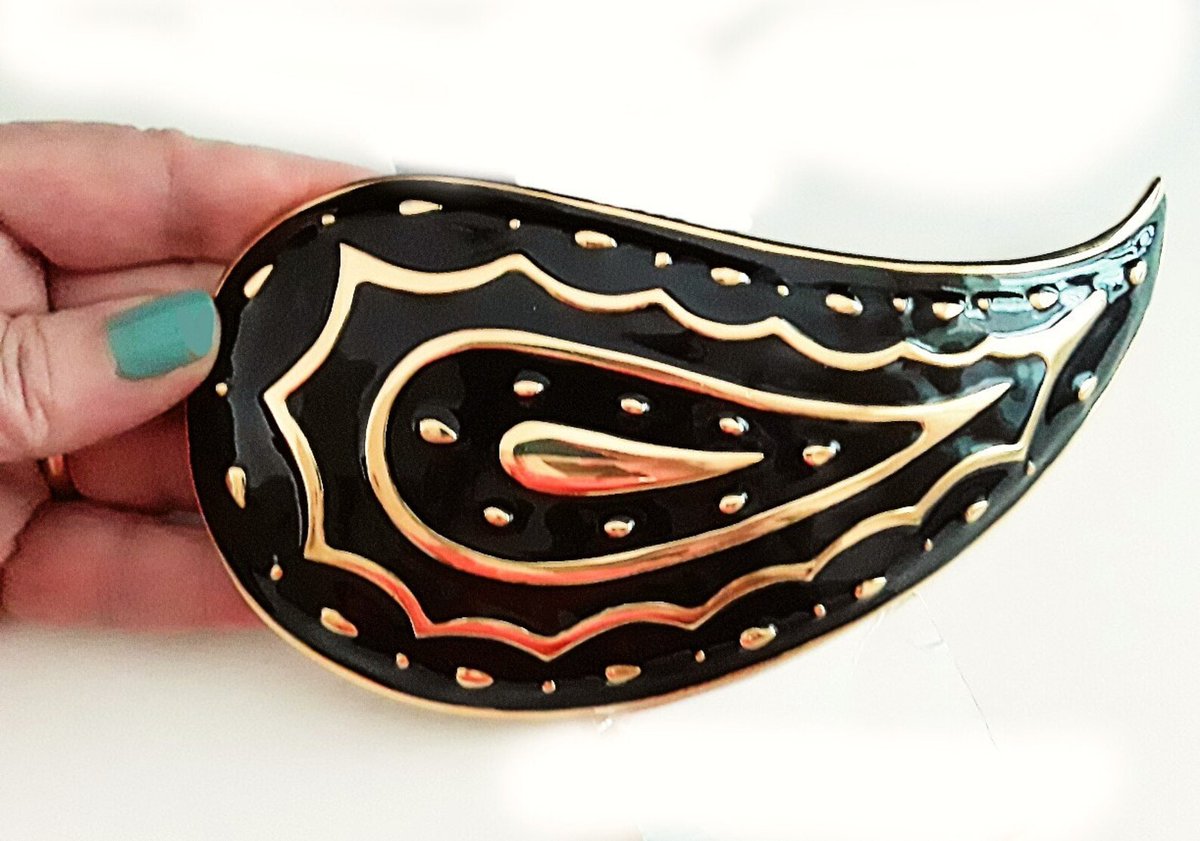 renaissancefai's tweet photo. Vintage ALEXIS KIRK Black Enamel Belt Buckle, Huge, Paisley Shape, Gold Trim, 6.5 Inch
https://t.co/LETaForsyc?
#beltBuckle #vintage #designer #signed #black #enamel #AlexisKirk #paisley #huge #large #goldtrim #goldplate #statement #hauteCouture #NYC #accessory #fashion https://t.co/R1ppuWaq1x