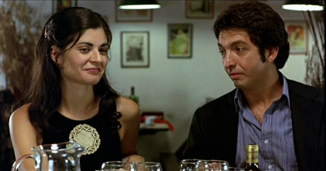 (107/2026) "El mismo amor, la misma lluvia", de Juan José Campanella, con Ricardo Darín y Soledad Villamil, bonita historia de amor con el trasfondo de todo lo que iba ocurriendo en Argentina desde 1980, que es cuando empieza la historia de la película, un 7