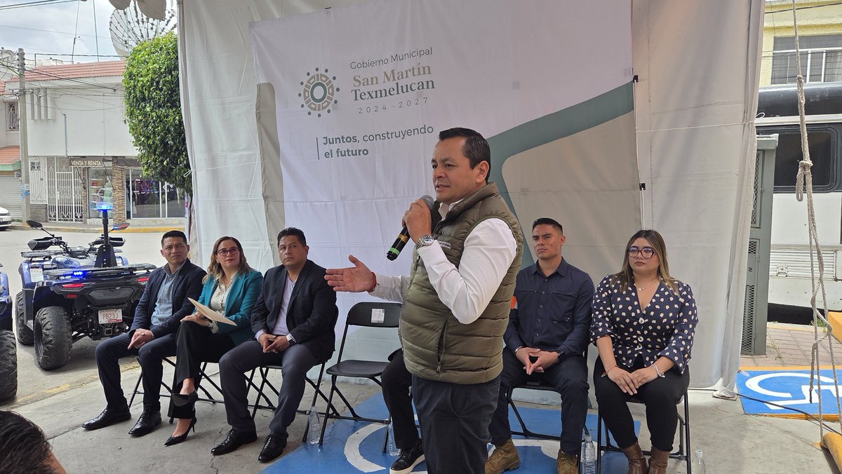 Jantgarciap's tweet photo. @JuanMa_AlonsoR inicia el programa "Puntos Alba", con lo cual, las tiendas OXXO en #Tezmelucan son puntos seguros para mujeres donde recibirán resguardo, atención y acompañamiento para prevenir delitos. https://t.co/6W1Mlnw718