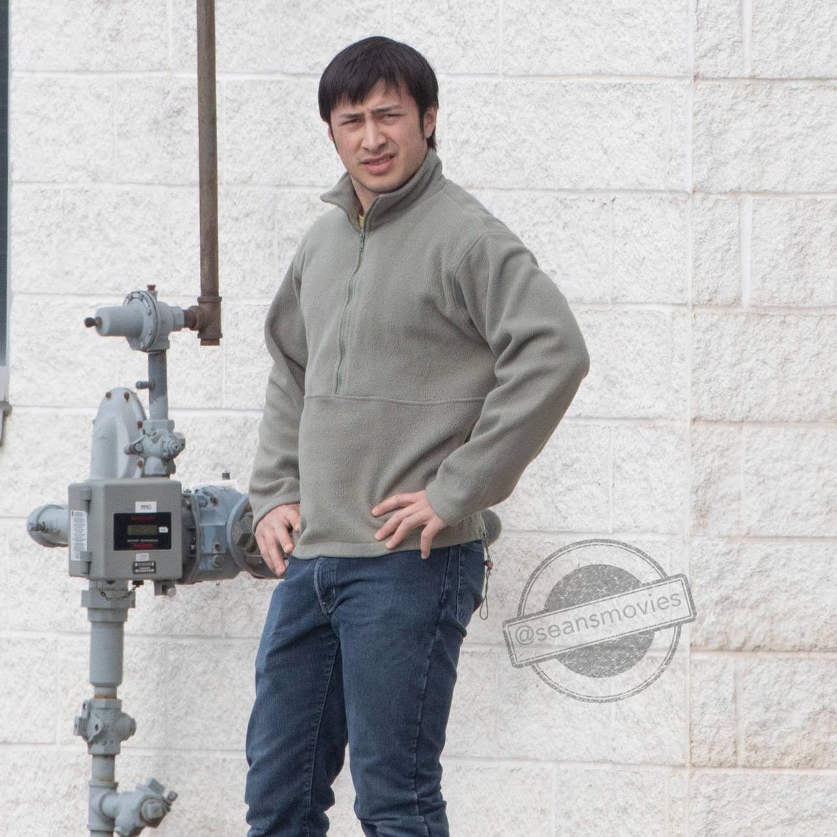 HudsonwilliamMX's tweet photo. Nuevas fotos de Hudson Williams, caracterizado como Tyler, en el set de Apparatus
(Vía seansmovies) https://t.co/GsnMP0Hv1s