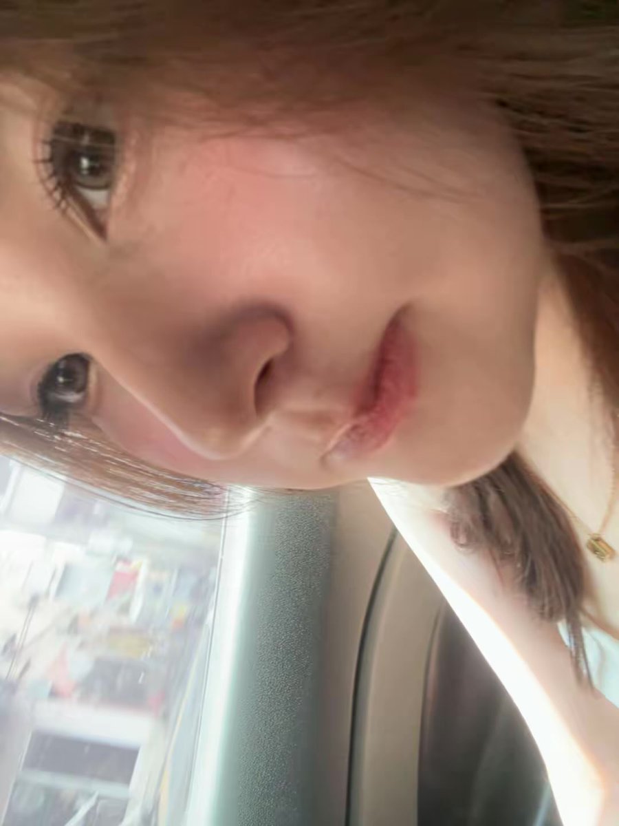 เอจี tweet media