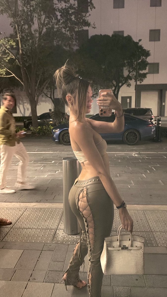 Victoria Rose tweet media