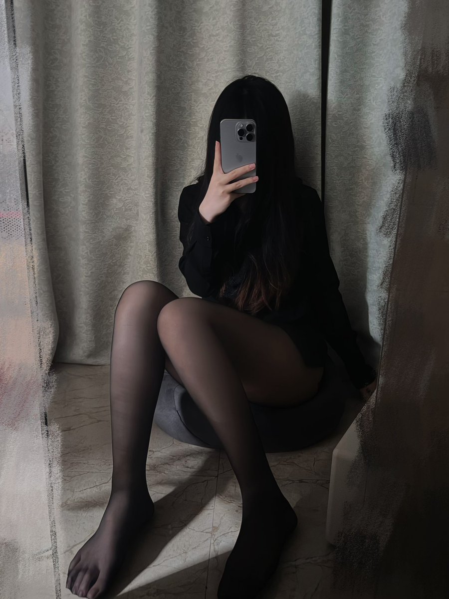 일탈 tweet media