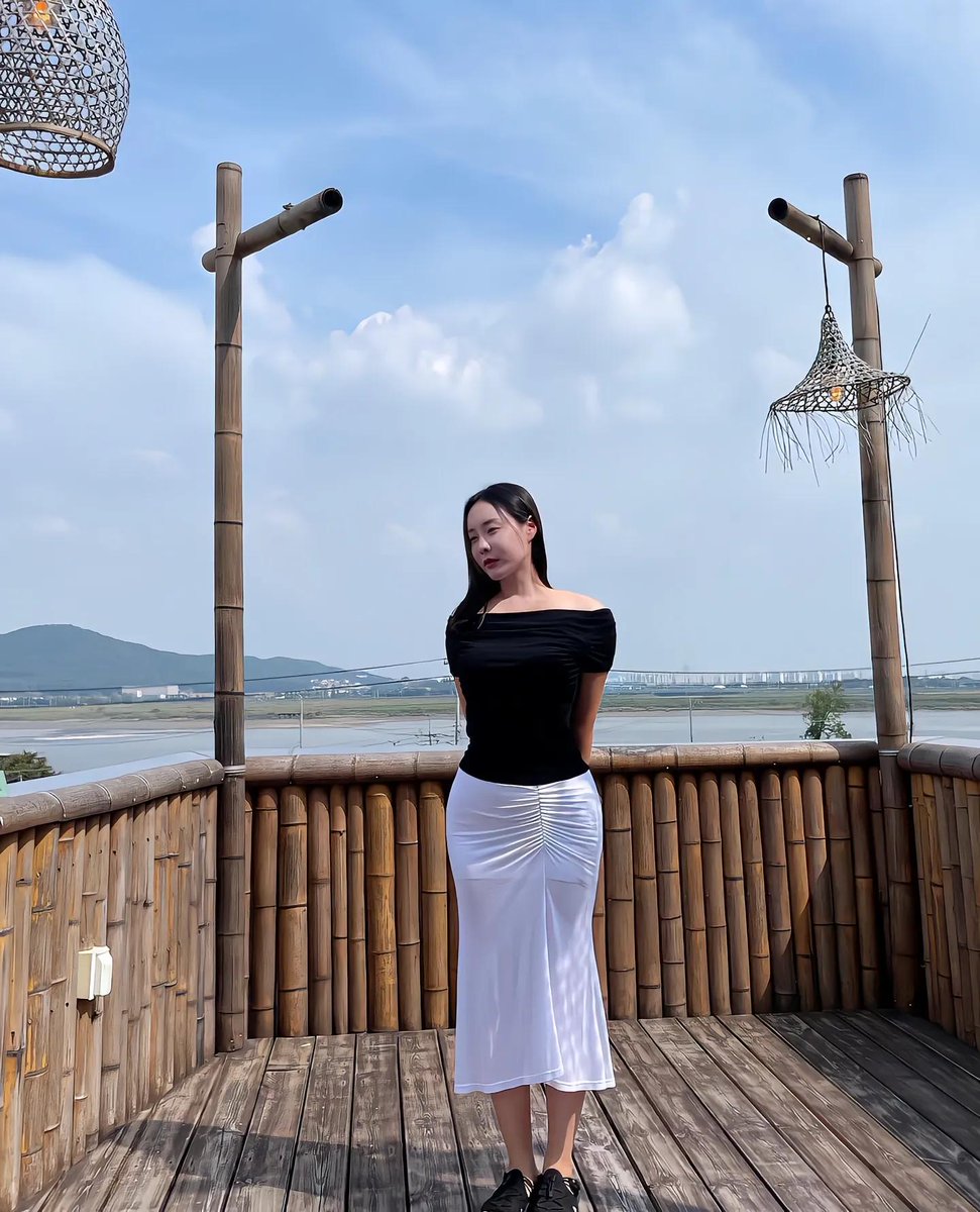 爱露出De楠楠 tweet media