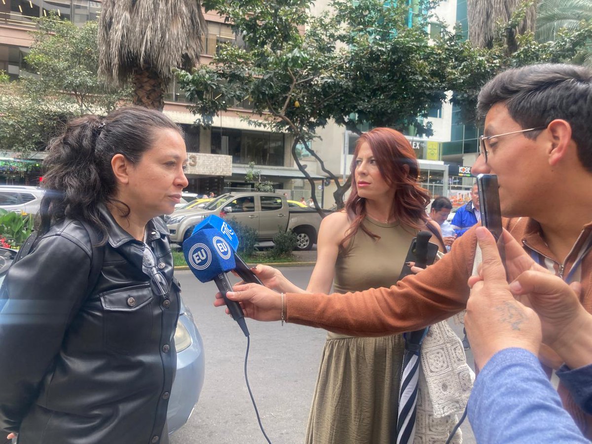 Comité De la República de El Salvador &Alrededores tweet media