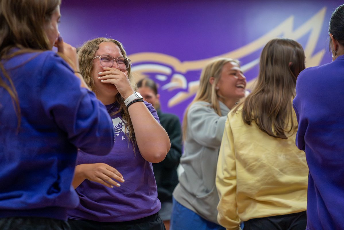 Loras College SB tweet media