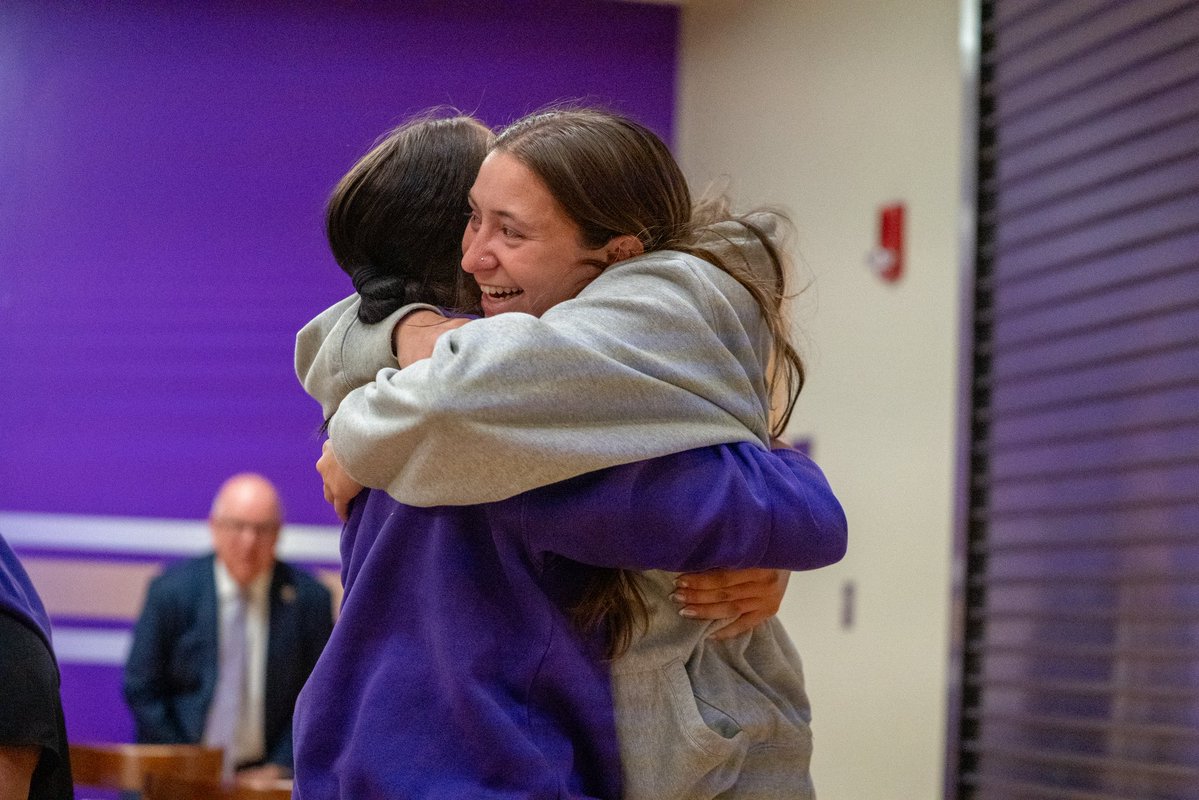 Loras College SB tweet media