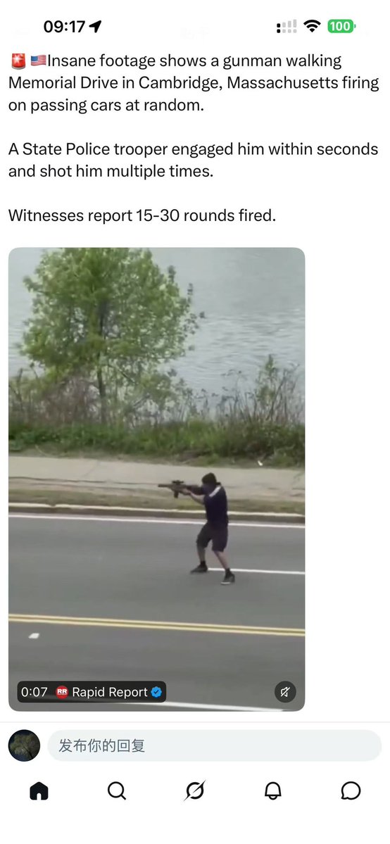 就是这个人……
娃微信给我们说的学校附近的枪击。
天上直升机一直在转。
战地记者都去了。
哈佛和MIT附近。
我娃在两个学校都有课。 https://t.co/N9jAjl05Mu