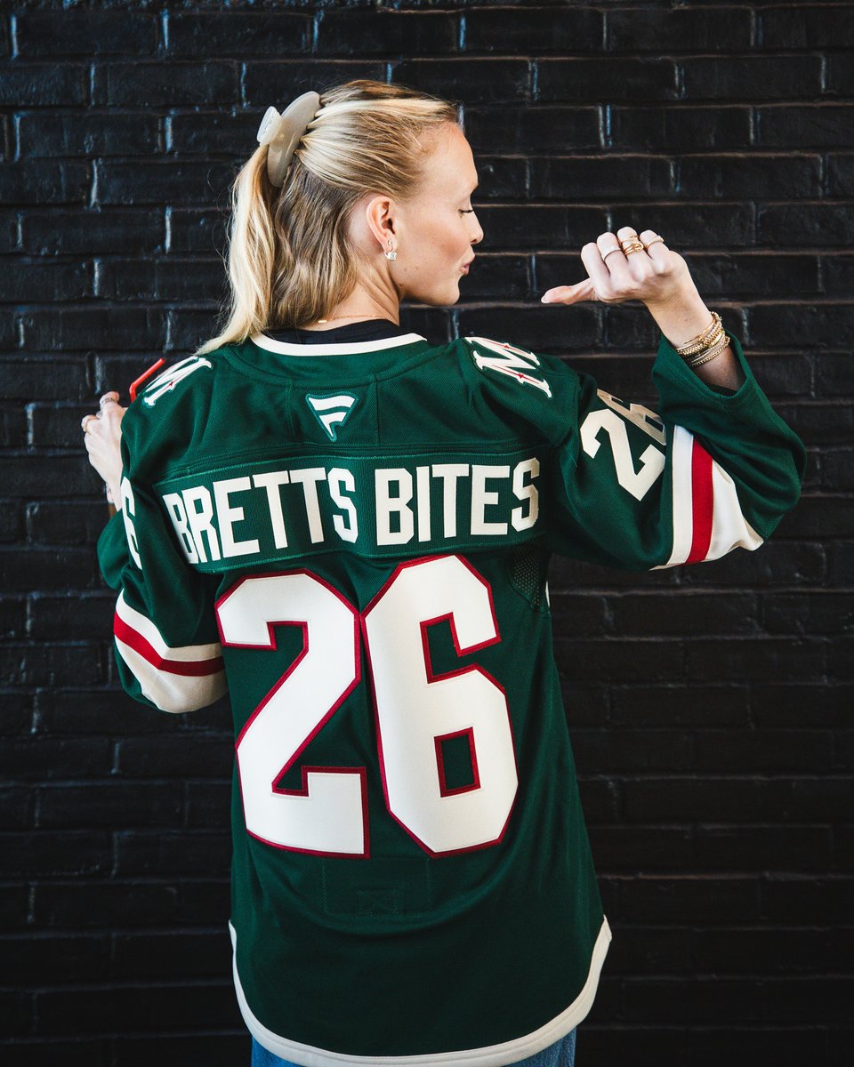 mnwild's tweet photo. brettsbites is in MN🥤!! https://t.co/lk7j6hFCkl