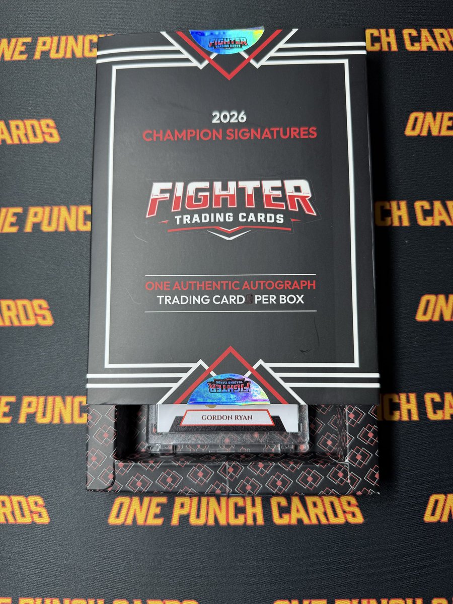 onepunchcards's tweet photo. Huge shoutout to @fightertradingcards for the sneak peek! These cards are absolutely incredible! Featuring some of the biggest global champions in combat sports from Muay Thai, MMA, kickboxing, and Jiu-Jitsu. Be on the lookout when they drop in June! 🔥 https://t.co/kqr5gVOcec