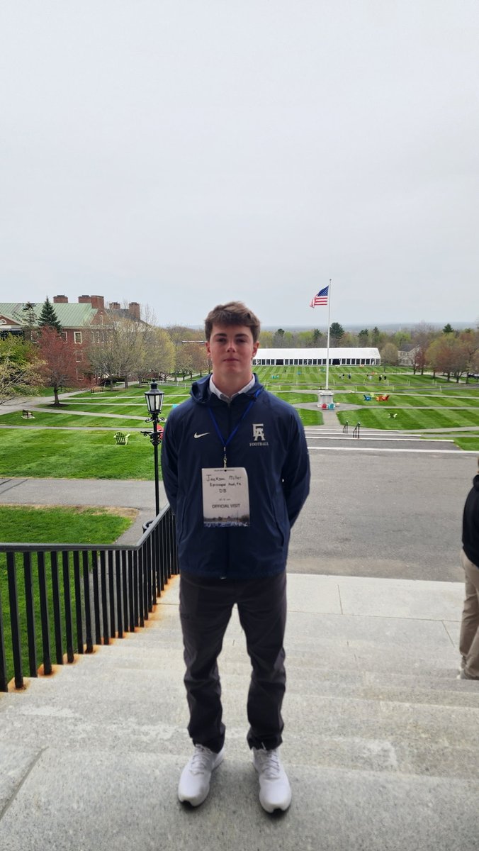 JacksonMil88818's tweet photo. Had an amazing visit at Colby this weekend! Thank you @NickSpause and the rest of the Colby coaches and players for having me.

@Colby_Football 
@Coach_Hobbins 
@CoachBerryFB 
@ColbyCoachCos 
@toddfairlie 
@EA1785_Football https://t.co/m4ri7H9oPj