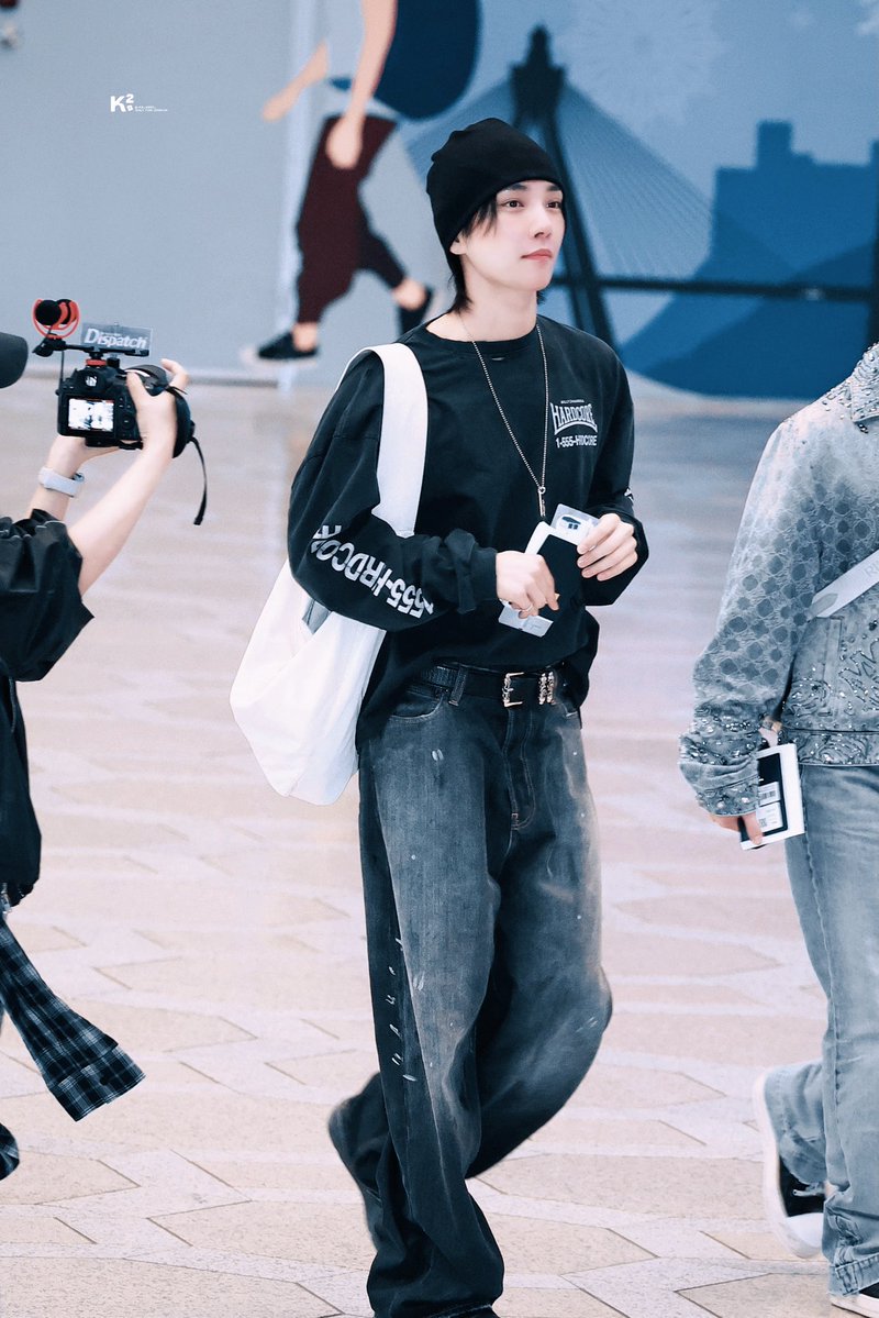260512 

#조슈아 #홍지수
#ジョシュア #JOSHUA
#세븐틴 #SEVENTEEN
<a href="/pledis_17/">세븐틴(SEVENTEEN)</a> 

HD🔗：weibo.com/6239073465/529…