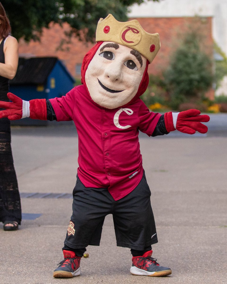 CorvKnights's tweet photo. Knights fans, we have some news to share... our beloved Lil' King is retiring. 🥺

Under his decade-long reign the Knights brought home seven @WCLBaseball titles.

He'll make his final appearance at Goss on June 11th. Get out to the ballpark &amp; let's send him off like royalty! 👑 https://t.co/keMjpol48K