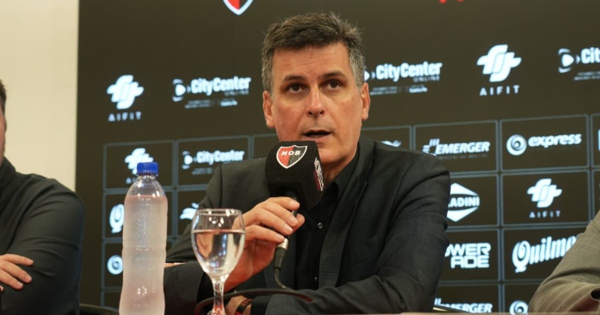 newells_info74's tweet photo. Boero con @AxelRolon1: "Kudelka habló de puestos".

"Habrá un reordenamiento del plantel. No hay nada concreto".

"Newell's paga un montón por jugadores que no están jugando". https://t.co/medPLSQie4